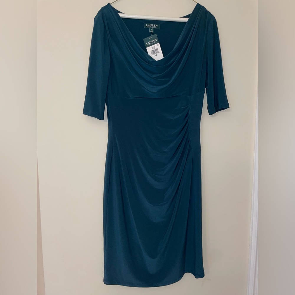 Green formal dress with half sleeves, new with tags on